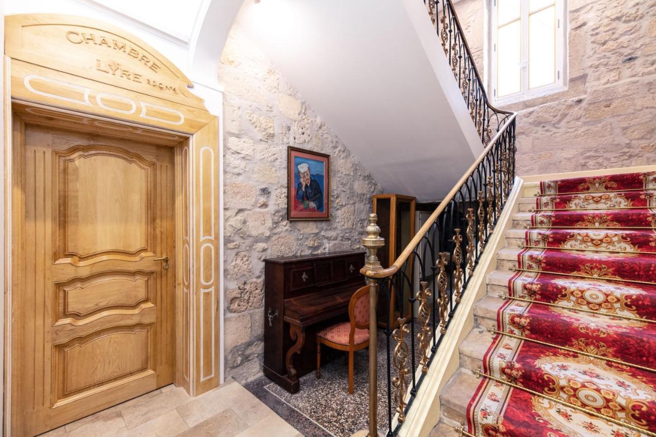 Chambre Orientale Cherazade Maison De L'Eglise นาร์บอนน์ ภายนอก รูปภาพ